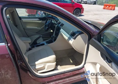 2013 Volkswagen Passat 2.5L Se from USA, damaged, VIN 1VWBP7A34DC089224